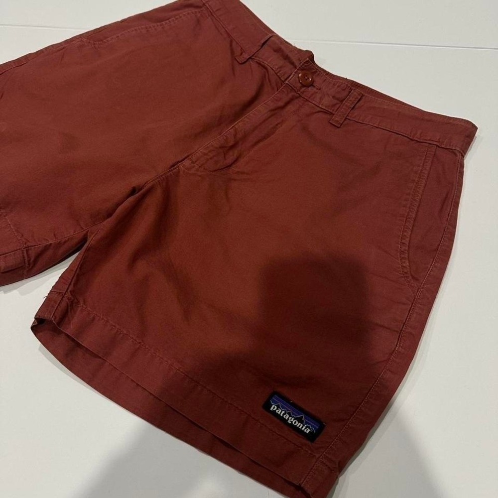 Patagonia Shorts Men's 32 Dark Orange/red- 6"